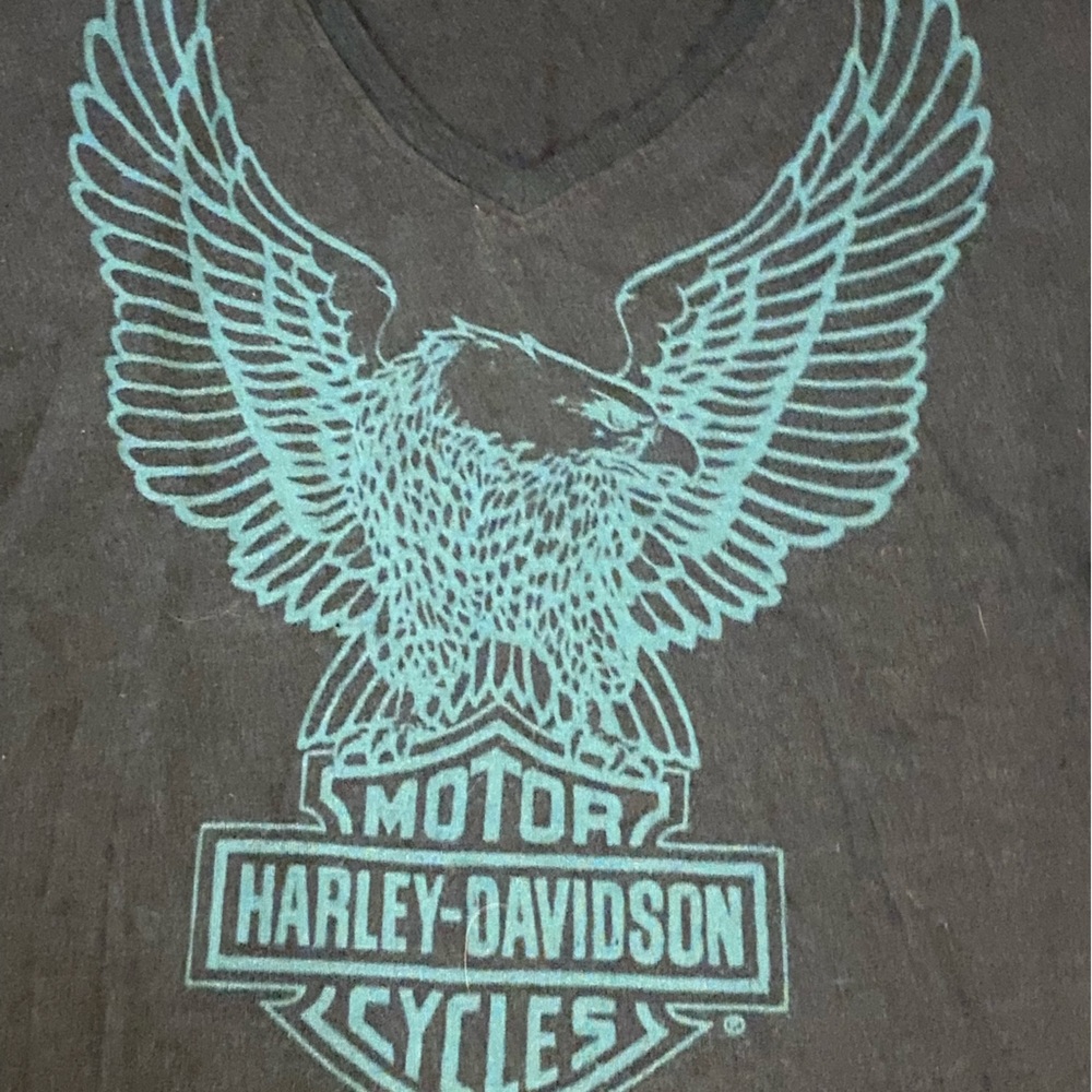 Harley Davidson Womens vneck shirt sz medium